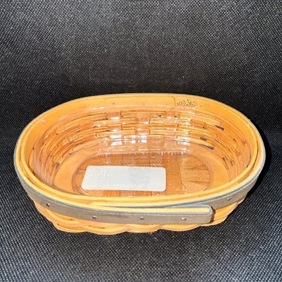 Longaberger Collector’s Club Harmony Basket #5 - Picture 2 of 3